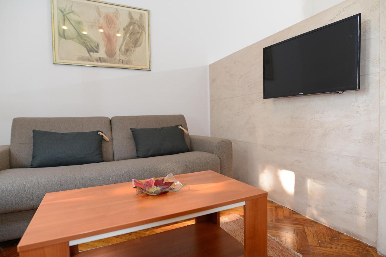 Central Spot Apartments Belgrad Dış mekan fotoğraf